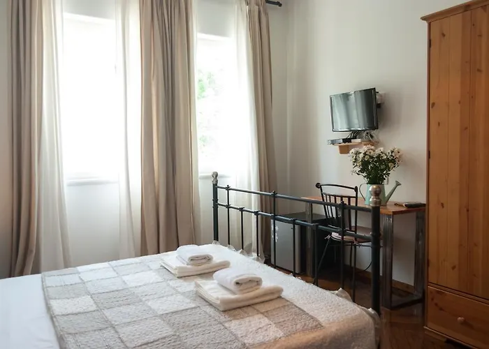 Indigo Inn Rooms